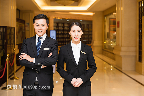 酒店管理服務(wù)人員形象的重要性與塑造策略